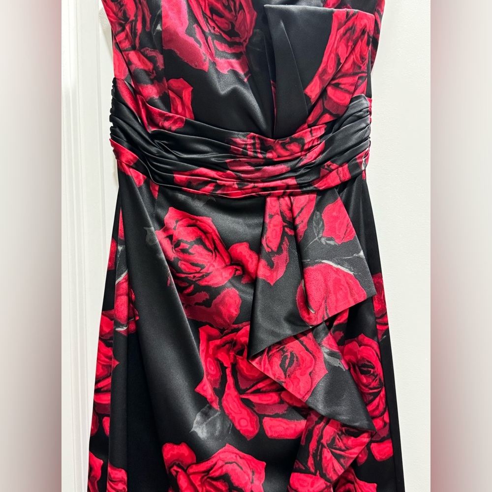 White House Black Market Black and Red Rose Midi Dress - Picture 3 of 3